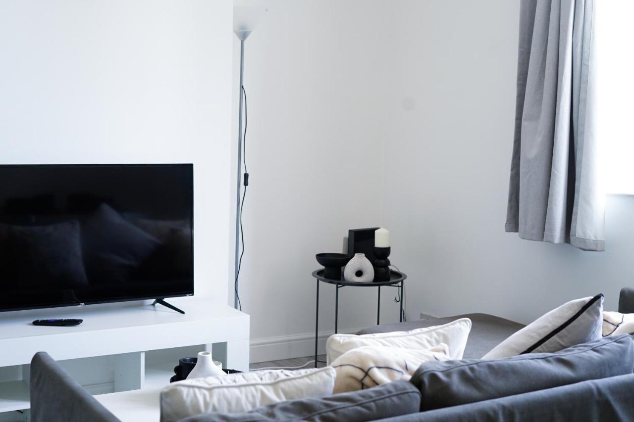 Brighton City Centre 2Br Apartment - Perfect For Contractors, Families & Groups - Free Parking & Walk To Beach エクステリア 写真