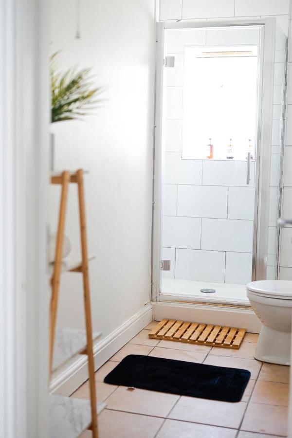 Brighton City Centre 2Br Apartment - Perfect For Contractors, Families & Groups - Free Parking & Walk To Beach エクステリア 写真