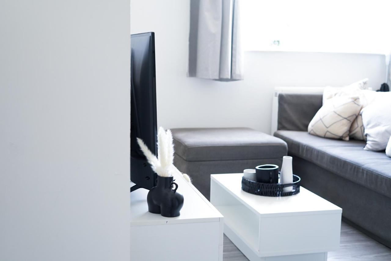 Brighton City Centre 2Br Apartment - Perfect For Contractors, Families & Groups - Free Parking & Walk To Beach エクステリア 写真