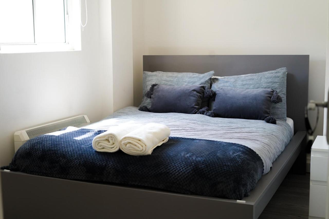Brighton City Centre 2Br Apartment - Perfect For Contractors, Families & Groups - Free Parking & Walk To Beach エクステリア 写真