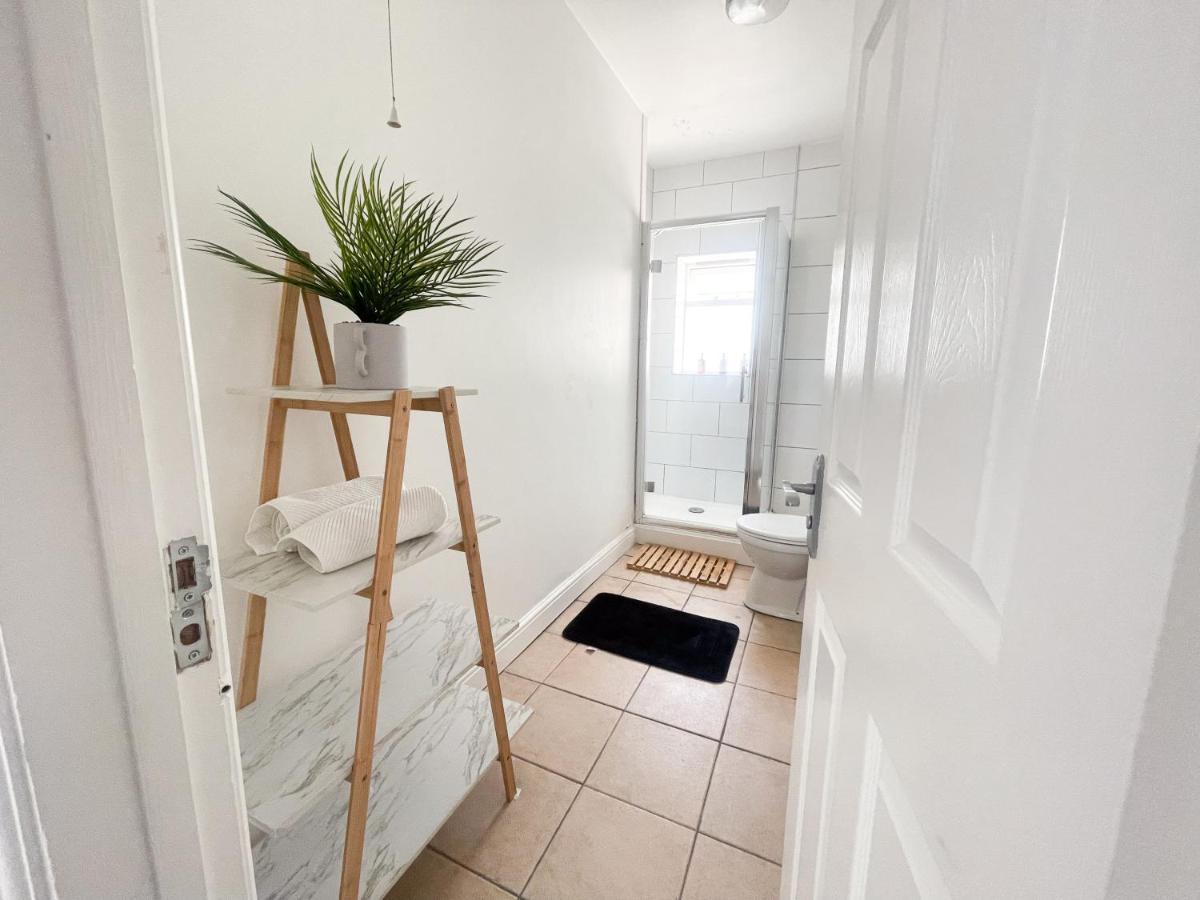 Brighton City Centre 2Br Apartment - Perfect For Contractors, Families & Groups - Free Parking & Walk To Beach エクステリア 写真