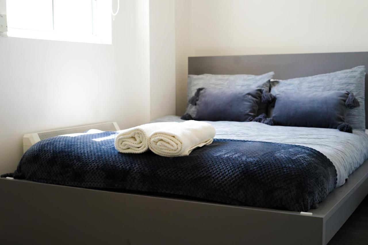 Brighton City Centre 2Br Apartment - Perfect For Contractors, Families & Groups - Free Parking & Walk To Beach エクステリア 写真