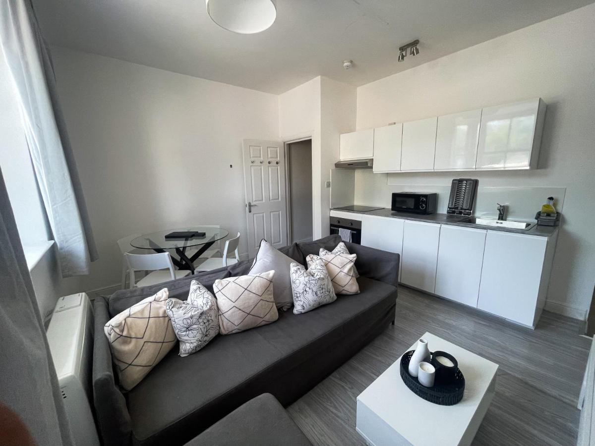 Brighton City Centre 2Br Apartment - Perfect For Contractors, Families & Groups - Free Parking & Walk To Beach エクステリア 写真